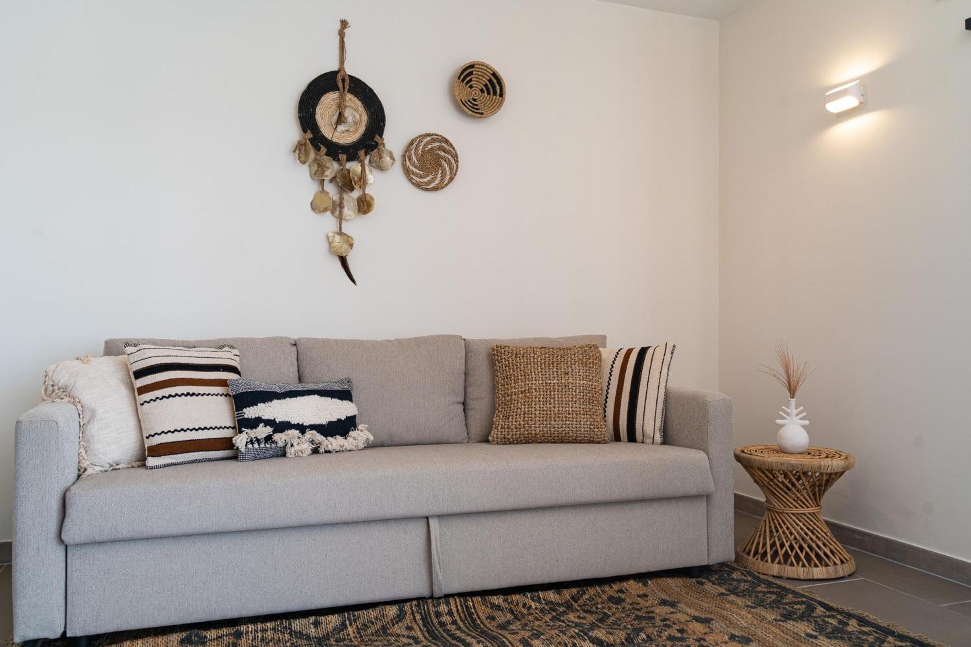 Madrugada, Beachside In Costabella * Marbella