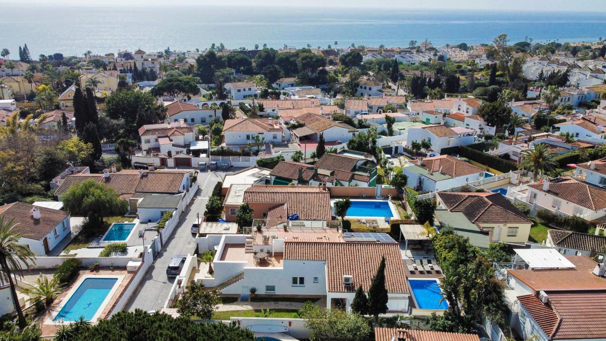 Madrugada, Beachside In Costabella Holiday home Marbella